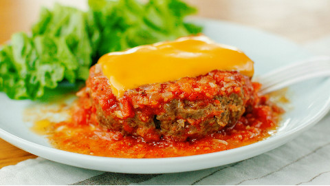 大口吃肉!一个微波炉就搞定的极简【芝士汉堡肉】